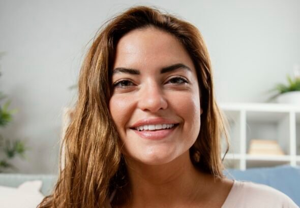 mulher-sorridente-retrato